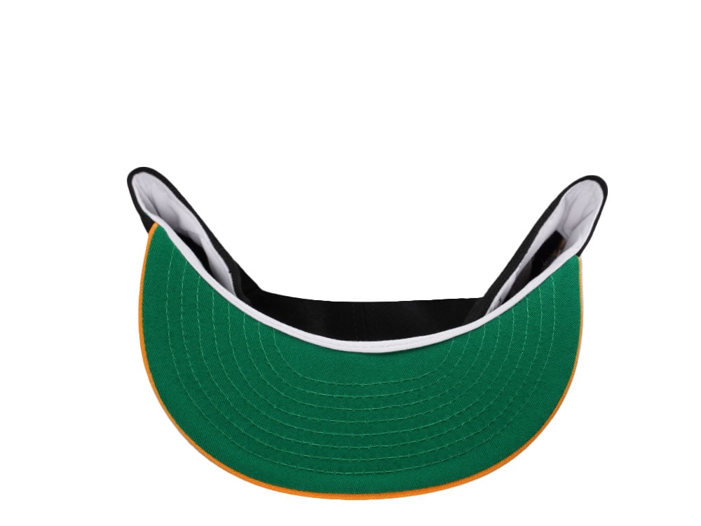New Era Boston Bruins 80 Seasons Black Two Tone Edition 59Fifty Fitted Cap