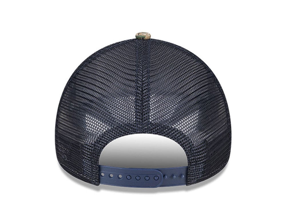 New Era New York Yankees Realtree Edition 9Forty A Frame Trucker Snapback Cap