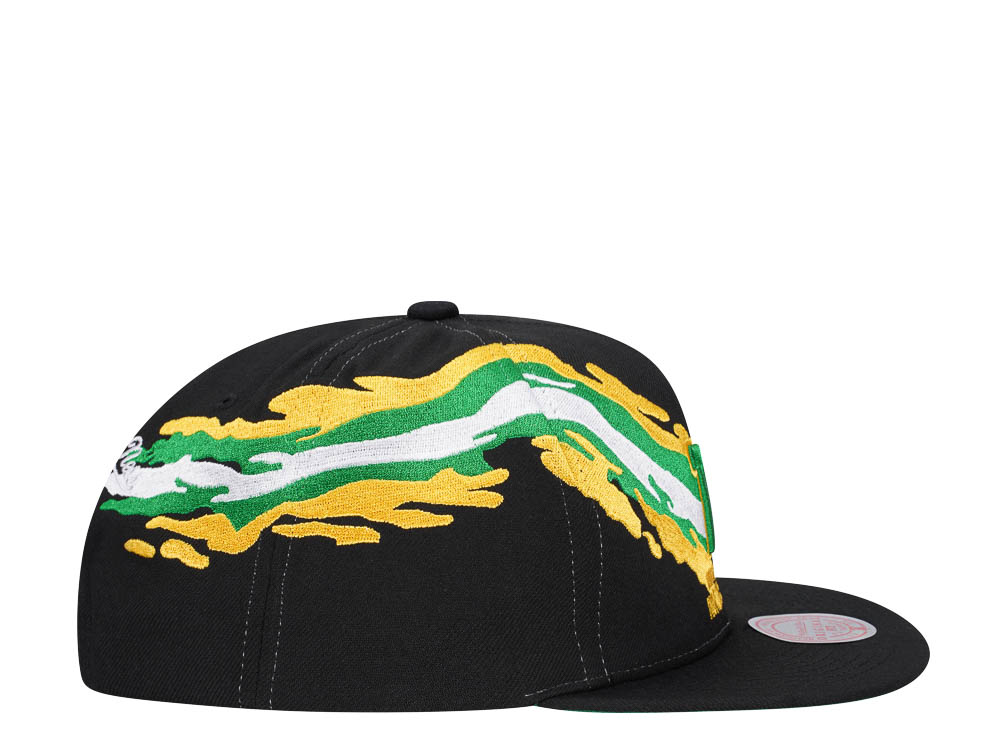 Mitchell & Ness Minnesota North Stars Vintage Paintbrush Snapback Cap
