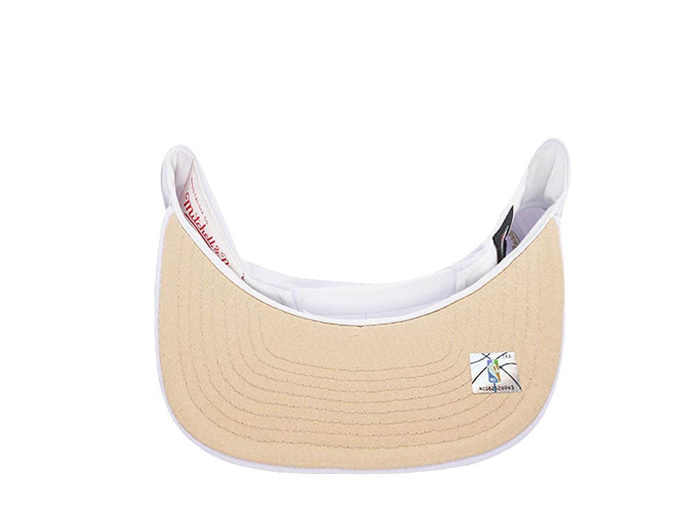Mitchell & Ness Milwaukee Bucks 30th Anniversary Winter White Hardwood Classic Snapback Cap