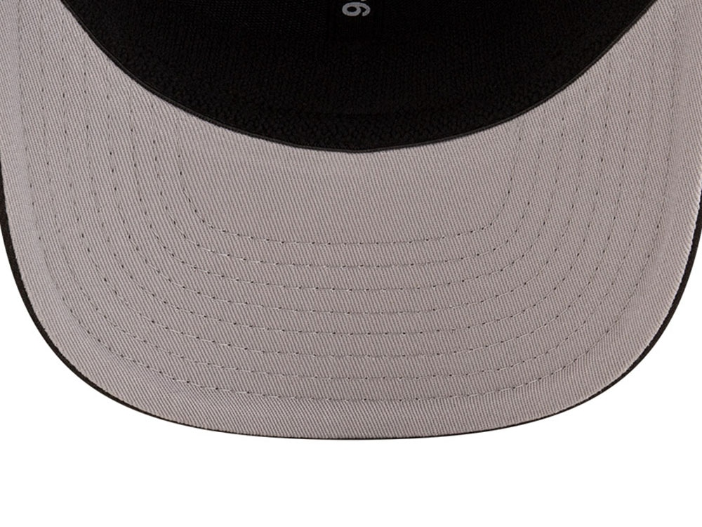 New Era Boston Bruins NHL Team 9Seventy Stretch Snapback Cap