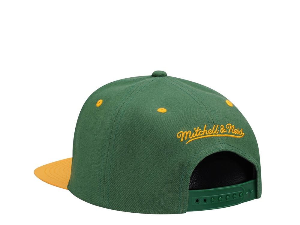 Mitchell & Ness Seattle Supersonics Breakthrough Two Tone Snapback Cap