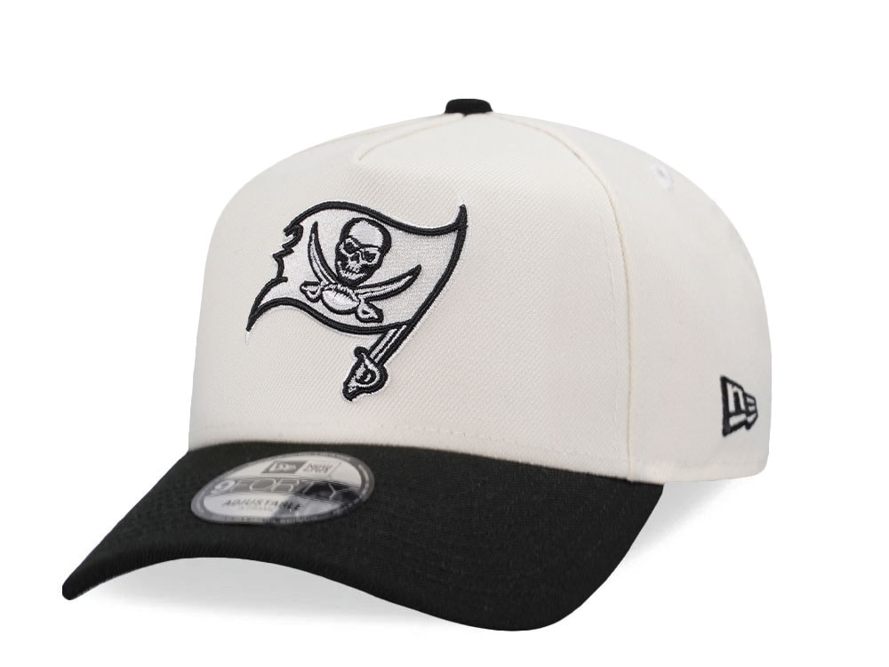 New Era Tampa Bay Buccaneers Classic Chrome Two Tone Edition 9Forty A Frame Snapback Cap