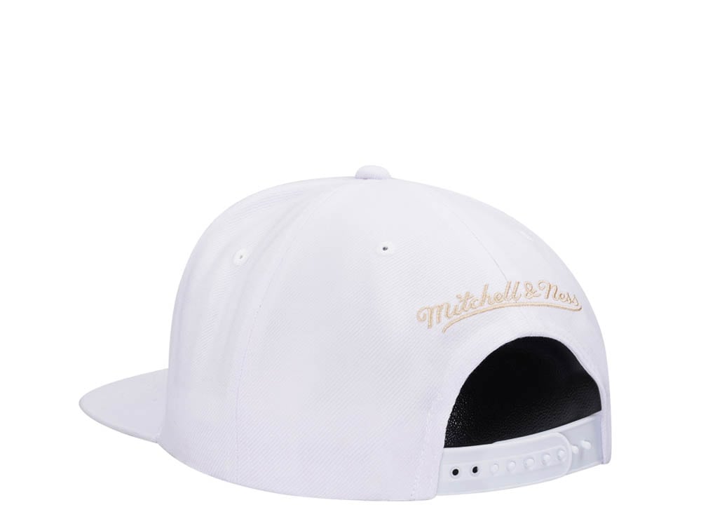 Mitchell & Ness Montreal Canadiens 100 Seasons Winter White Snapback Cap