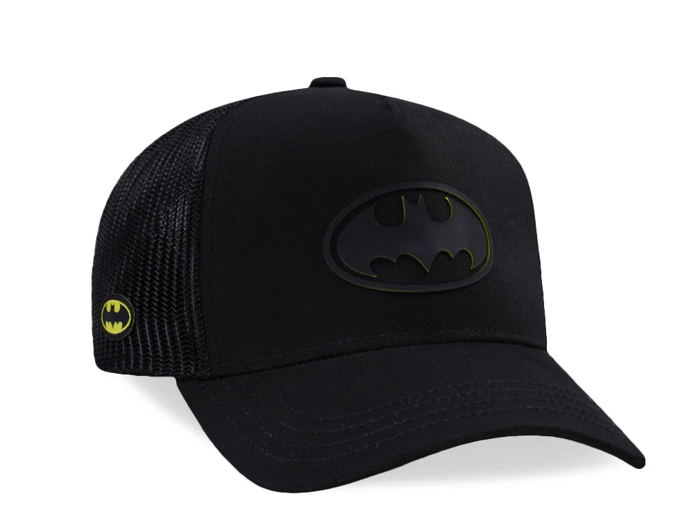 Capslab DC Comics Batman Black Trucker Snapback Cap