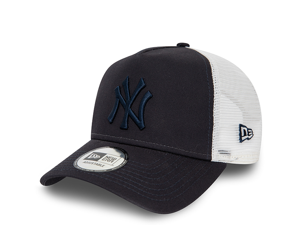 New Era New York Yankees League Essential Navy 9Forty Snapback Cap