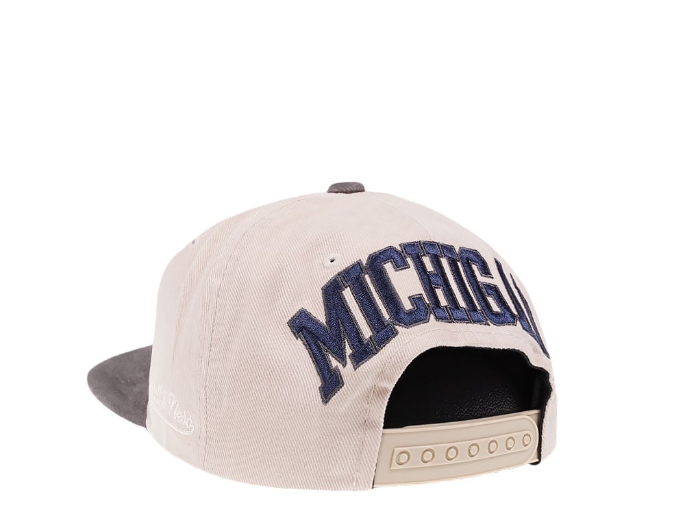 Mitchell & Ness Michigan Wolverines Deadstock Throwback Snapback Cap