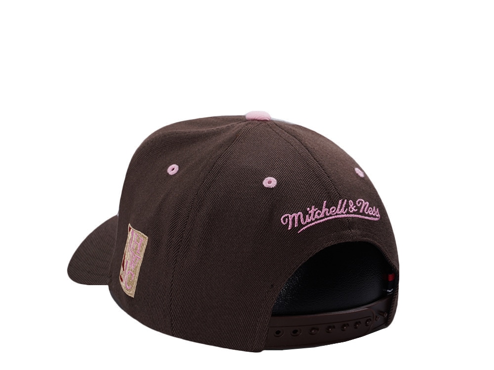 Mitchell & Ness Vancouver Grizzlies Hardwood Classic Brown Sugar Edition Snapback Cap