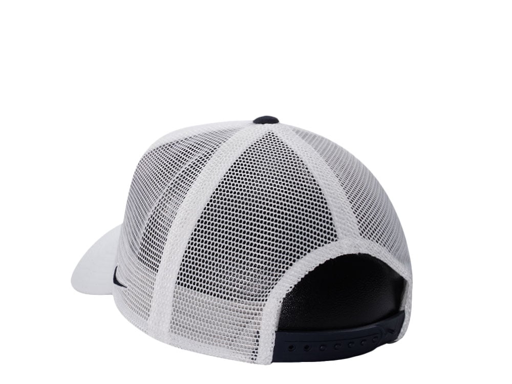 Nike New York Yankees Primetime Dri-Fit Rise White Edition Trucker Snapback Cap