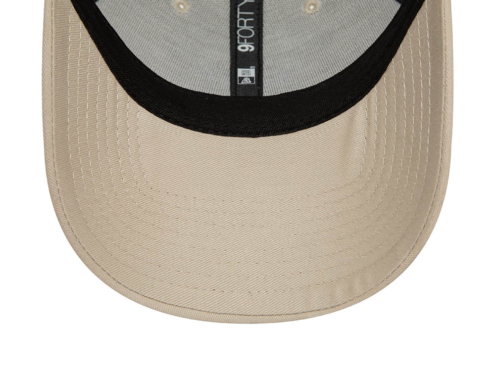 New Era New York Yankees League Essential Stone Brown 9Forty Strapback Cap