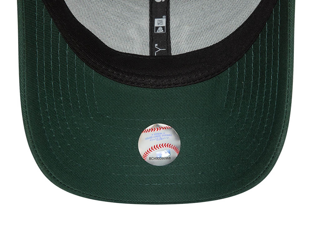 New Era New York Yankees League Essential Dark Green 9Forty Strapback Cap