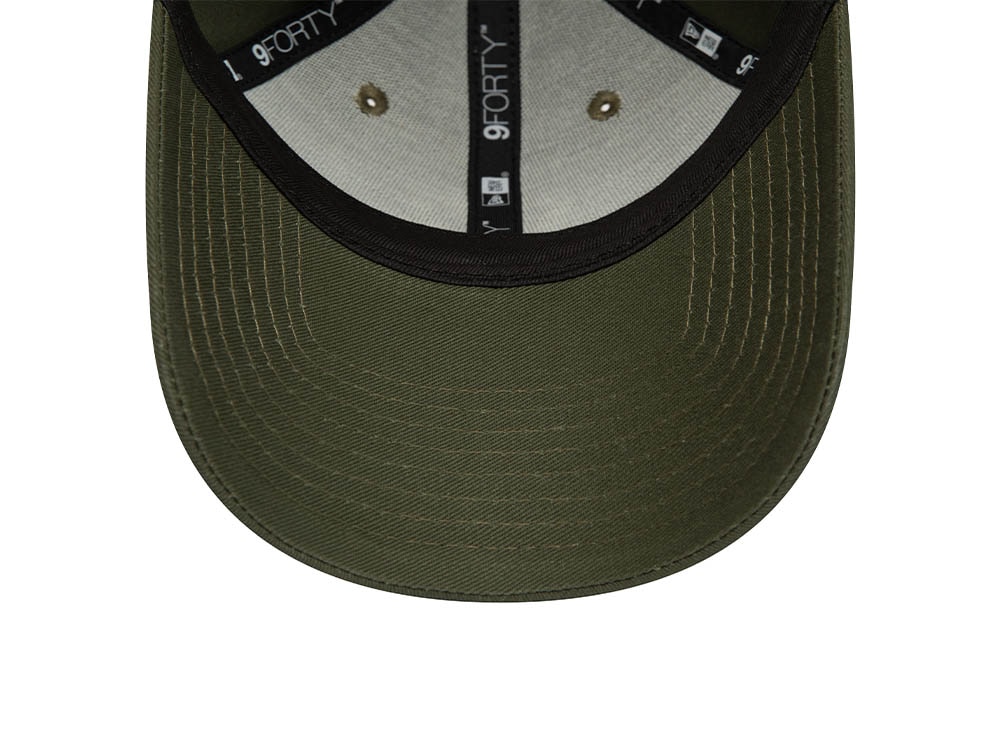 New Era New York Yankees League Essential Olive Womens 9Forty Strapback Cap