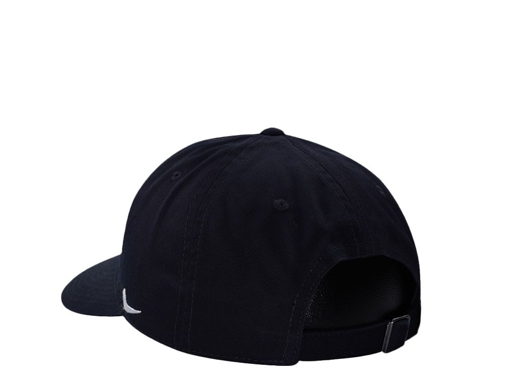 Nike New York Mets Club Black Edition Strapback Cap
