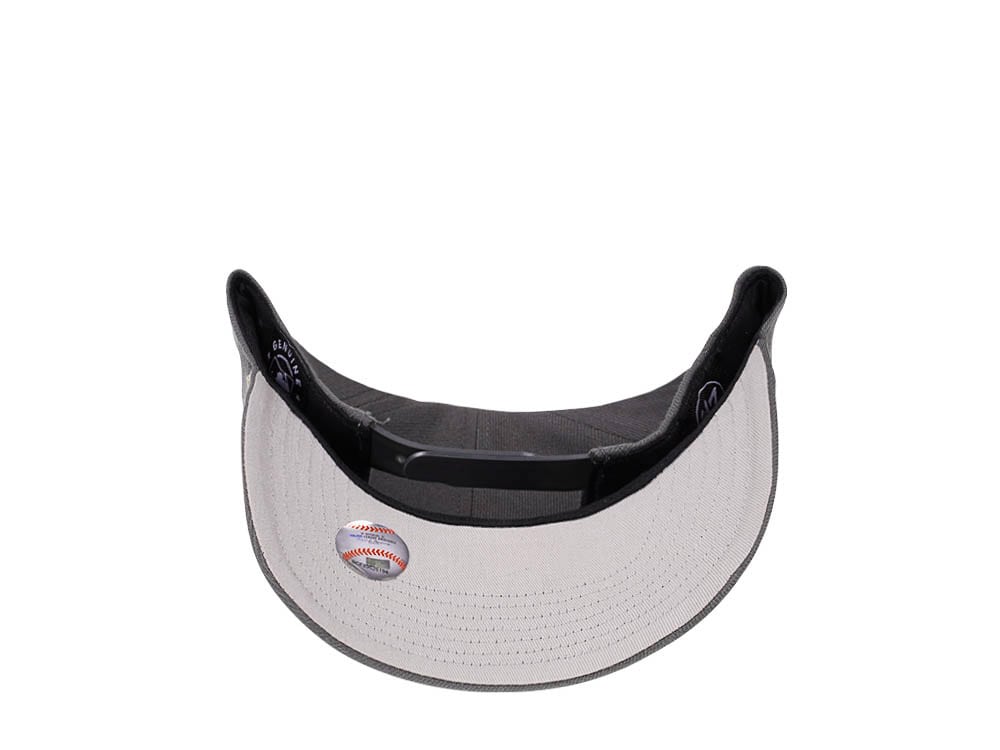 47Brand New York Yankees Classic Charcoal Gray Snapback Cap