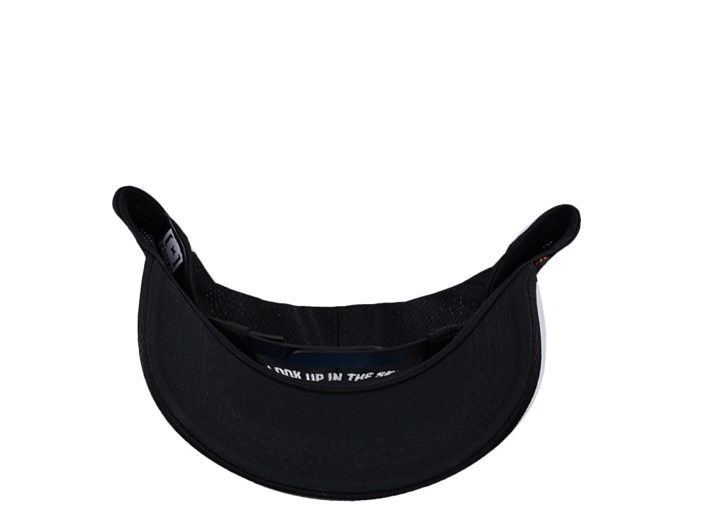 Capslab Superman Silver Logo Black Trucker Snapback Cap