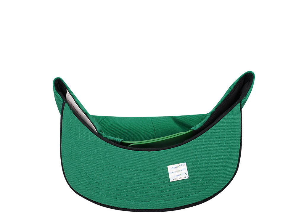 Mitchell & Ness Boston Celtics Team Two Tone 2.0 Green Snapback Cap