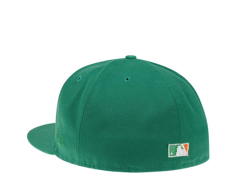 New Era San Diego Padres 40th Anniversary Sneaky Yellow Gold Two Tone Edition 59Fifty Fitted Cap
