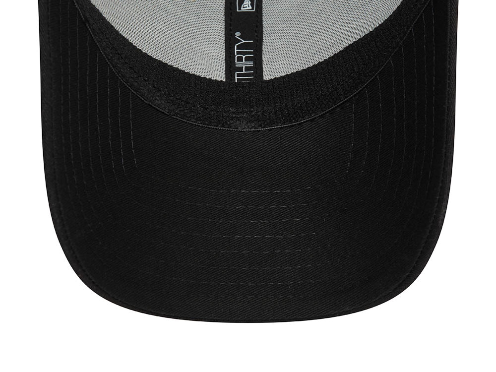 New Era Los Angeles Dodgers League Essential Black 39Thirty Strapback Cap