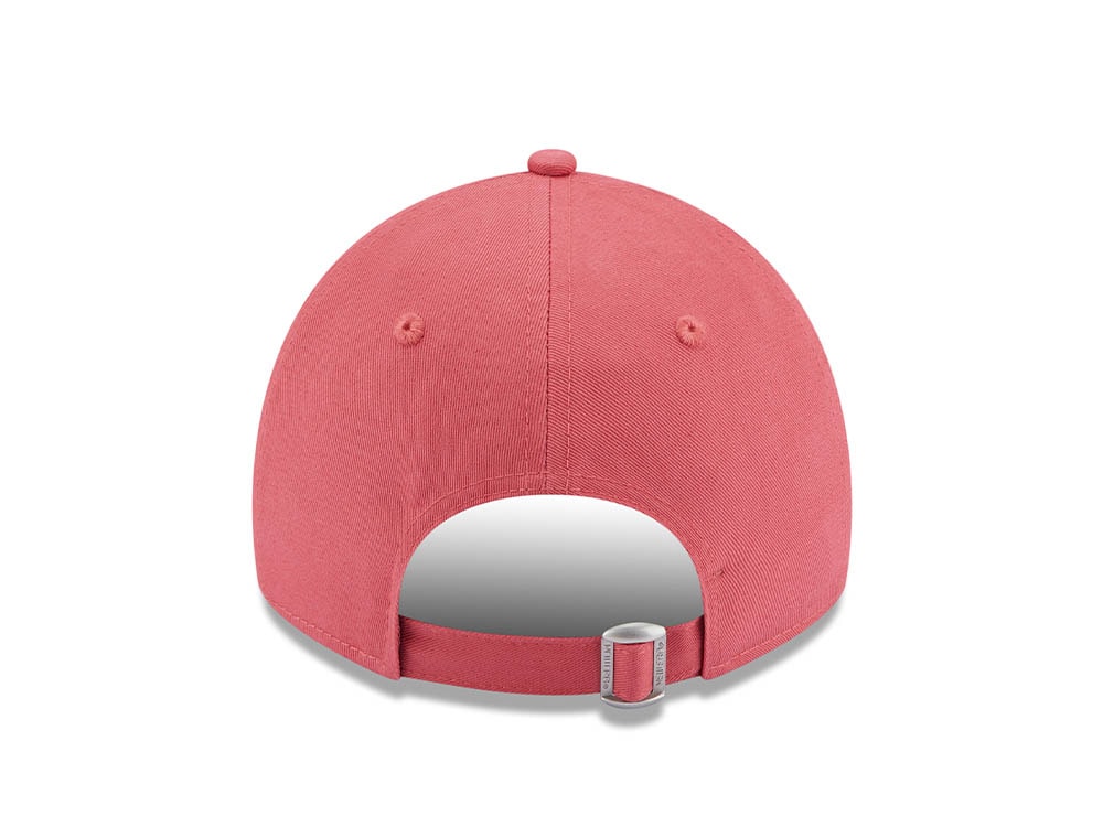 New Era New York Yankees League Essential Coral 9Twenty Strapback Cap