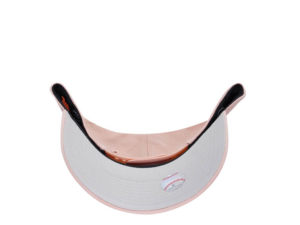47Brand New York Yankees Dusty Mauve Raised Basic MVP Snapback Cap