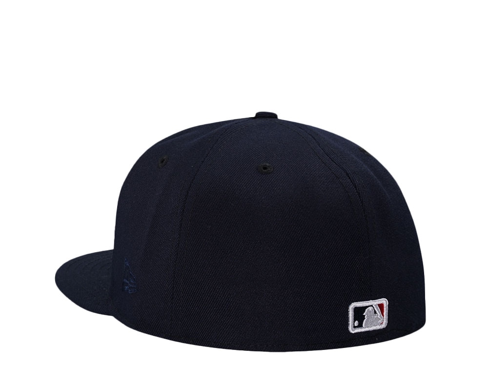 New Era Cleveland Guardians Navy Classic Edition 59Fifty Fitted Cap