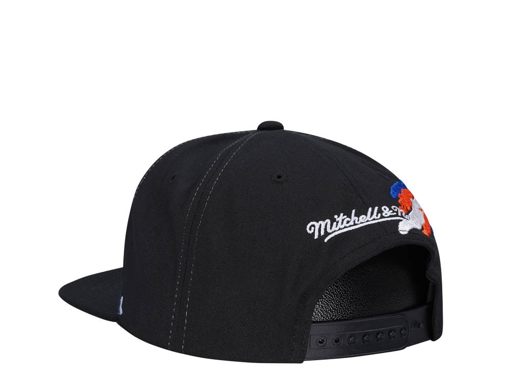 Mitchell & Ness New York Islanders Vintage Paintbrush Snapback Cap