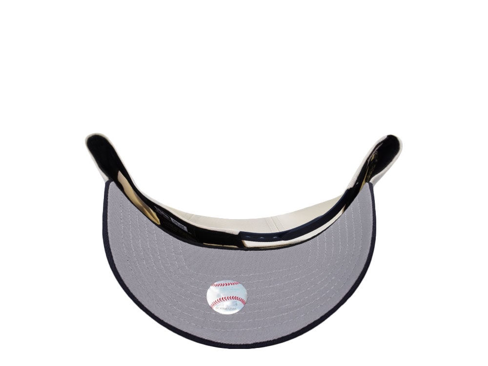New Era New York Yankees World Series 2000 Champions Two Tone Edition 9Forty A Frame Snapback Cap