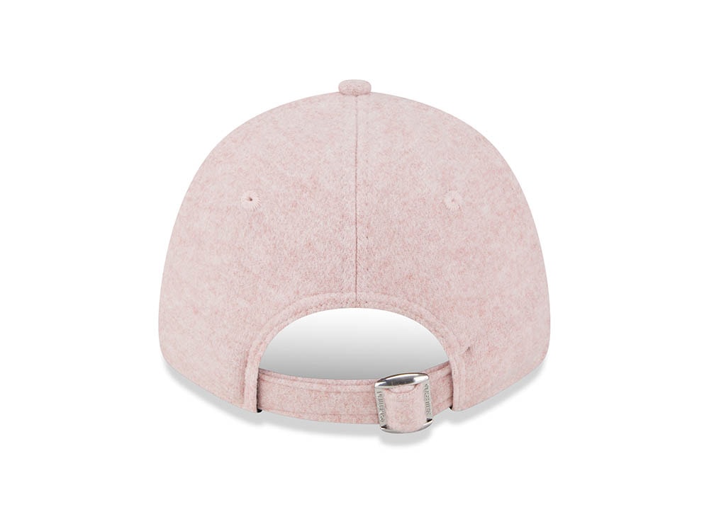 New Era New York Yankees Fleece Pink Womens 9Forty Strapback Cap