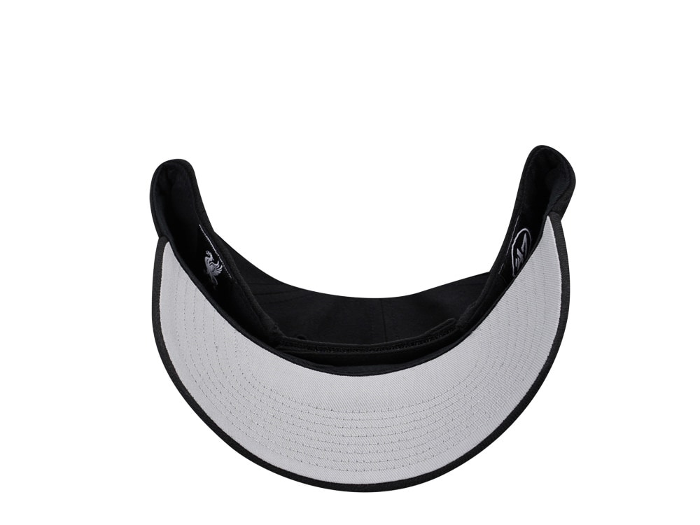 47Brand Liverpool FC Black and White MVP Strapback Cap