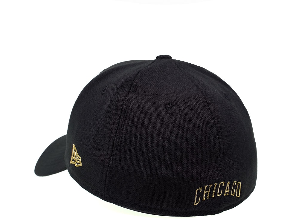 New Era Chicago Bulls Black and Gold Edition 39Thirty Stretch Cap