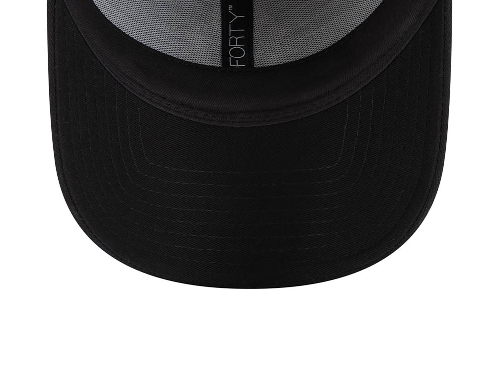 New Era New York Yankees Metallic Logo Black Womens 9Forty Snapback Cap