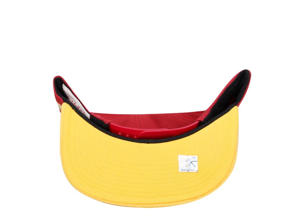 Mitchell & Ness Atlanta Hawks Logo Blur Hardwood Classic Snapback Cap