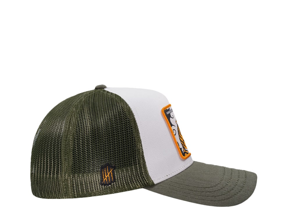 Capslab Fantastic Beasts Angry Tiger Trucker Snapback Cap