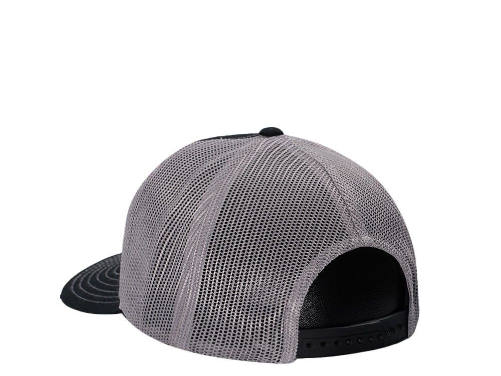 John Deere Quality Farm Vitnage Charcoal Trucker Snapback Cap