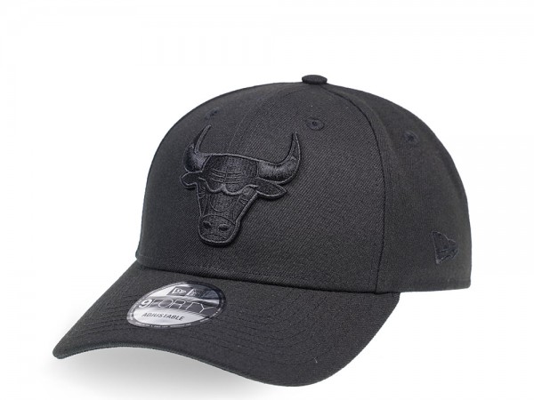 New Era Chicago Bulls Black on Black Edition 9Forty  Snapback Cap