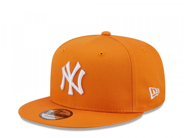 New Era New York Yankees League Essential Orange 9Fifty Snapback Cap